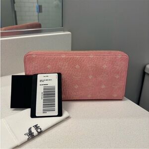 MCM Aren Visetos Pink Zip Wallet